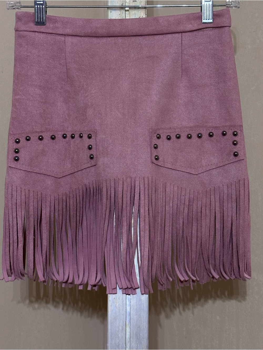 Mauve Pink Faux Suede Fringe Mini Skirt with Studded Sz Small
